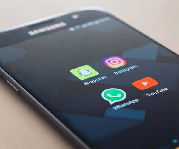 WhatsApp Introduces Disappearing Mode: A Snapchat-Like Feature