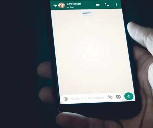 WhatsApp Introduces Joinable Group Calls and New Calling UI for Beta Users