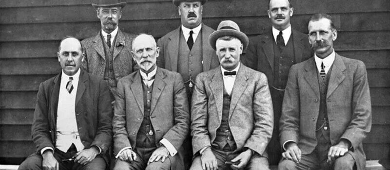 Exploring 1910s Men’s Fashion: A Journey Through Tradition and Transition