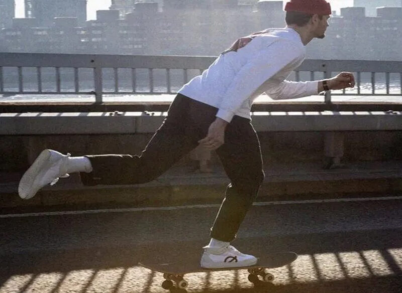 Exploring the Best Shoes for Flat Feet Men in 2024