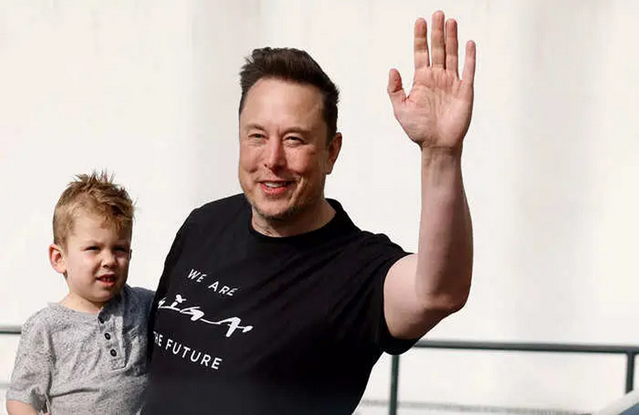 Elon Musk’s Visit to Tesla Factory with X AE A-XII