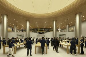 Reinventing Connectivity Apple Store Jing’an by Foster + Partners